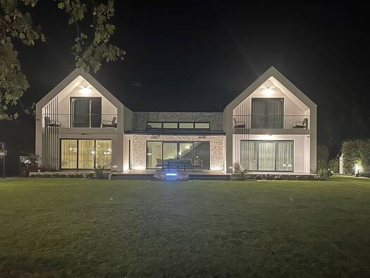 Villa zum Kauf 2.490.000 € 6 Zimmer 432 m² 1.409 m² Grundstück Senden 89250