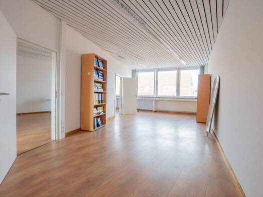 Bürofläche zur Miete 765 € 4 Zimmer 102 m² Bürofläche teilbar ab 102 m² Balingen Balingen 72336