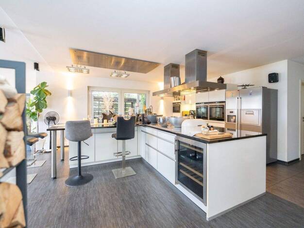 Einfamilienhaus zum Kauf 550.000 € 9 Zimmer 295 m² 577 m² Grundstück Ketschenbach Neustadt bei Coburg 96465