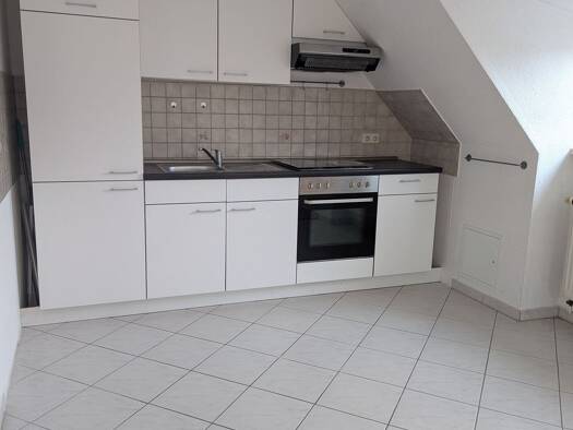 Wohnung zur Miete 290 € 2 Zimmer 45 m² frei ab sofort Merseburg Merseburg 06217