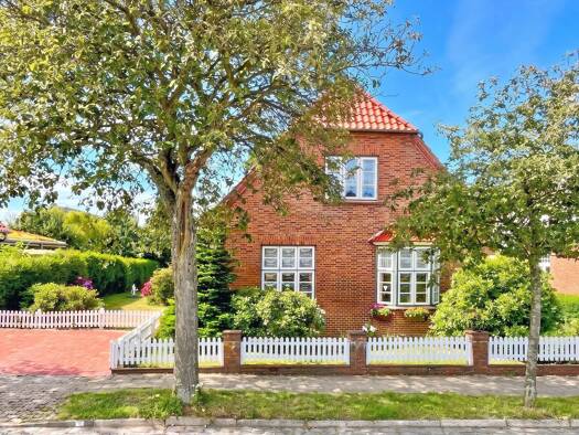 Einfamilienhaus zum Kauf 685.000 € 6 Zimmer 148 m² 644 m² Grundstück Wyk auf Föhr 25938