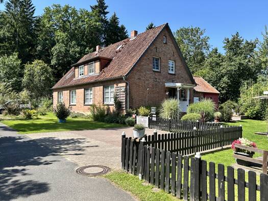 Mehrfamilienhaus zum Kauf 495.000 € 7 Zimmer 180 m² 1.337 m² Grundstück Rettmer Lüneburg / Rettmer 21335