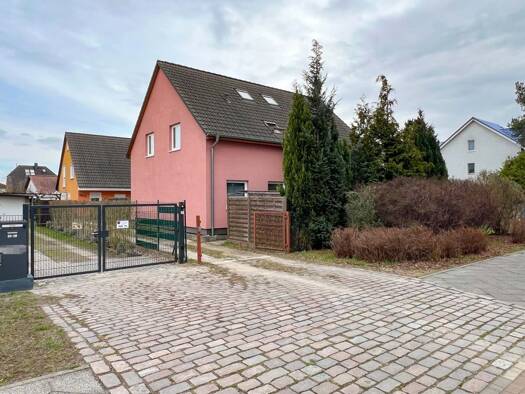 Mehrfamilienhaus zum Kauf 410.000 € 7 Zimmer 177,4 m² 454 m² Grundstück Karow Pankow 13125