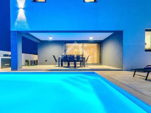Einfamilienhaus zum Kauf - Erstbezug 750.000 € 5 Zimmer 198 m² 359 m² Grundstück Privlaka 23233