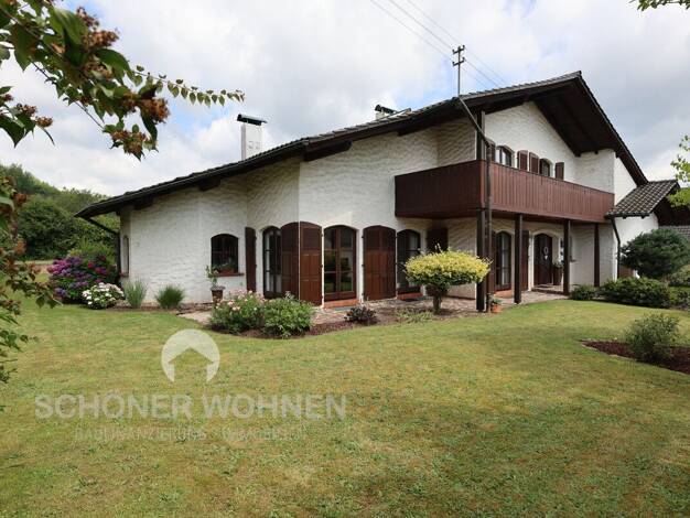 Einfamilienhaus zum Kauf 399.000 € 8 Zimmer 222,5 m² 1.354 m² Grundstück Morscholz Wadern 66687