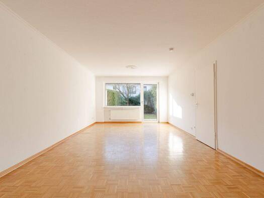 Reihenmittelhaus zum Kauf 1.250.000 € 6,5 Zimmer 135,8 m² 250 m² Grundstück Dornbusch Frankfurt am Main 60431