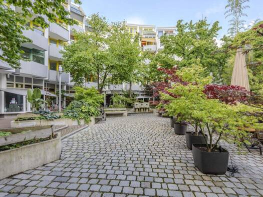 Maisonette zum Kauf 649.000 € 2 Zimmer 56,6 m² 4. Geschoss frei ab sofort Maxvorstadt München 80799