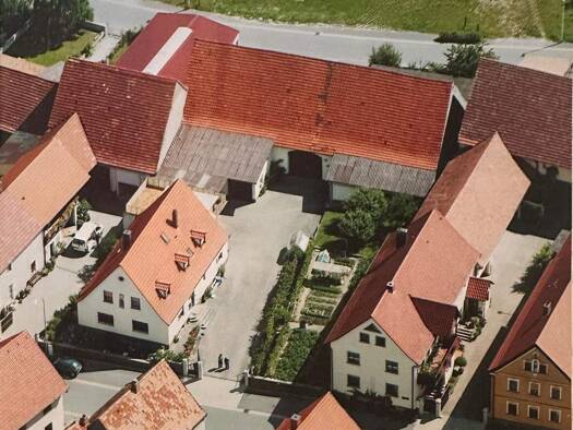 Bauernhaus zum Kauf 426.000 € 7 Zimmer 190 m² 1.793 m² Grundstück frei ab 02.03.2026 Lindach Kolitzheim 97509