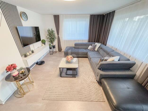 Mehrfamilienhaus zum Kauf 1.090.000 € 9 Zimmer 218 m² 644 m² Grundstück Feldkirch 6800