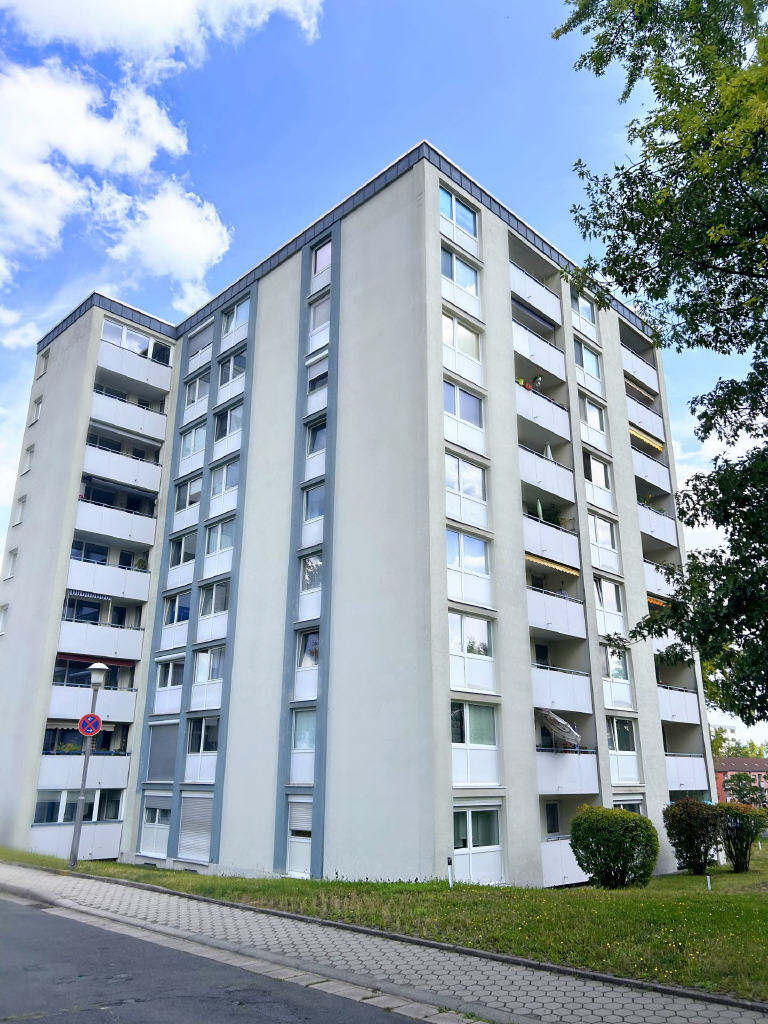 Wohnung zum Kauf 76.000 € 1 Zimmer 24 m²<br/>Wohnfläche 1.<br/>Geschoss 01.10.2024<br/>Verfügbarkeit Roter Hügel Bayreuth 95445