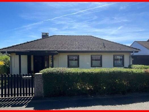 Einfamilienhaus zum Kauf 295.000 € 5 Zimmer 140 m² 630 m² Grundstück Weidach Weitramsdorf 96479