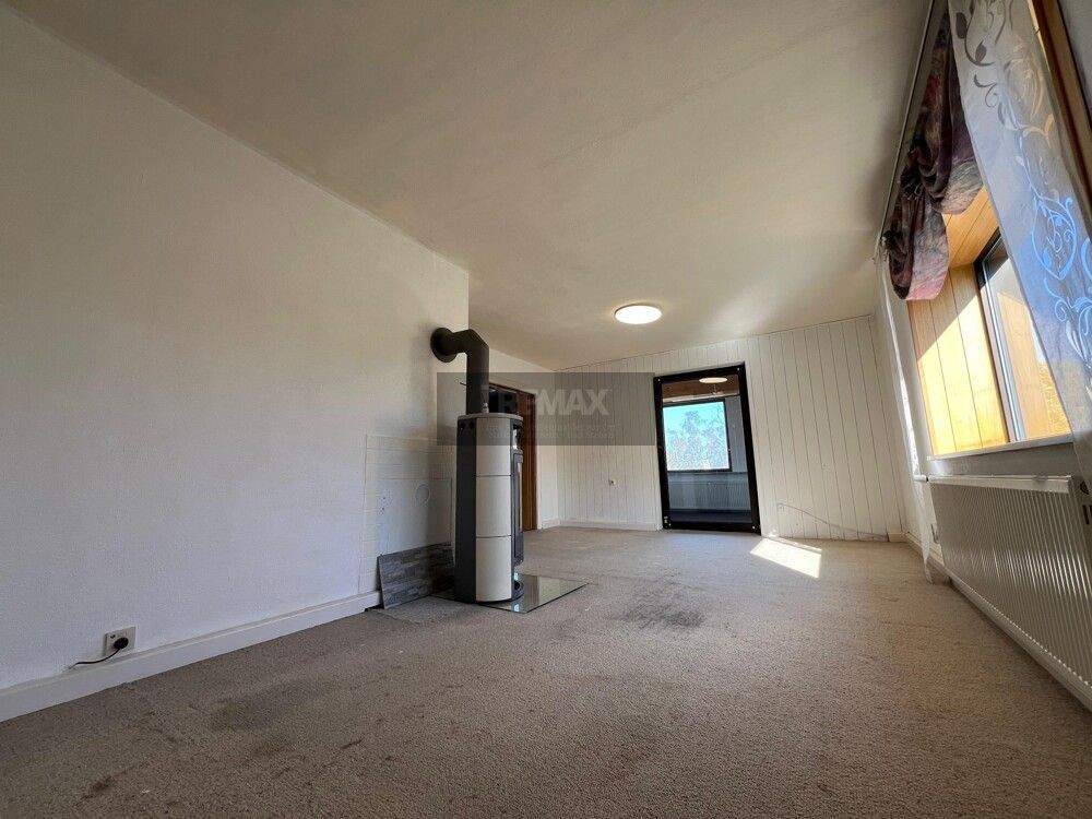 Immobilie in Zell im Fichtelgebirge - Charmanter Bungalow mit großem Garten und Potenzial in Zell im Fichtelgebirge - Bild 2