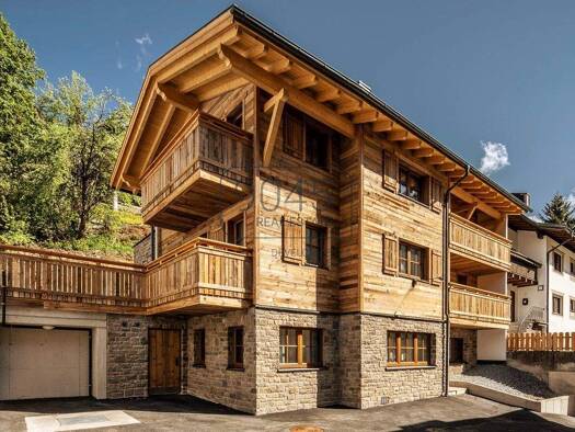 Haus zum Kauf 2.490.000 € 10 Zimmer 270,5 m² 422 m² Grundstück St. Anton am Arlberg 6580