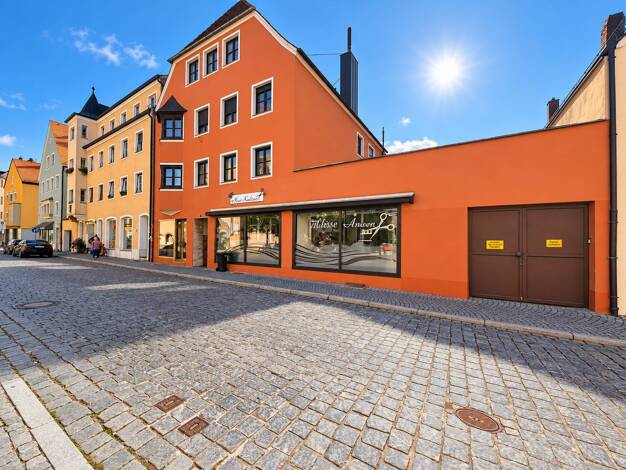 Wohnung zur Miete 850 € 4 Zimmer 114 m² 3 Geschosse frei ab 01.11.2026 Neumarkt Neumarkt in der Oberpfalz 92318
