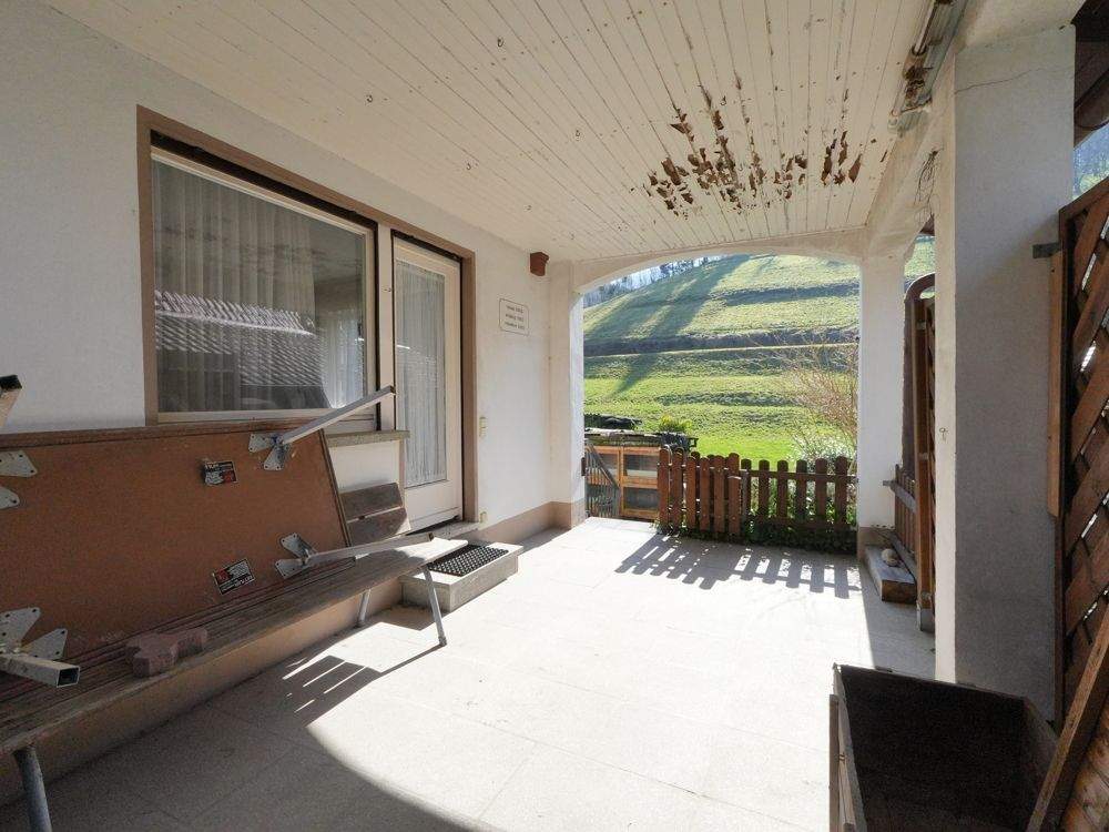 Immobilie in Ottenhöfen im Schwarzwald - ***Sanierungsbedürftiges Ein- bis Zweifamilienhaus in ruhiger Lage von Ottenhöfen*** - Bild 4