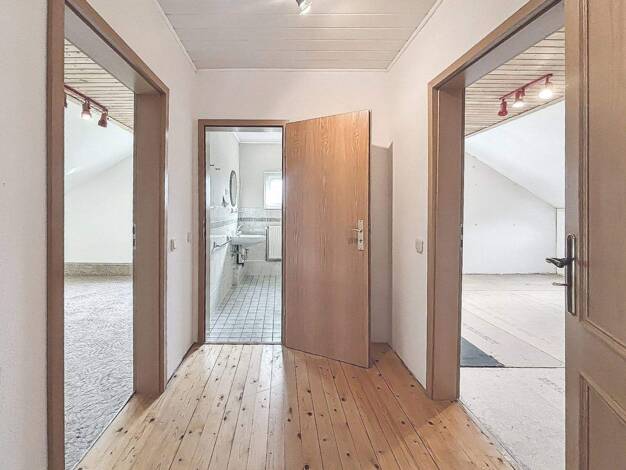 Einfamilienhaus zum Kauf 449.000 € 4 Zimmer 184,6 m² 1.004 m² Grundstück Gey Hürtgenwald 52393