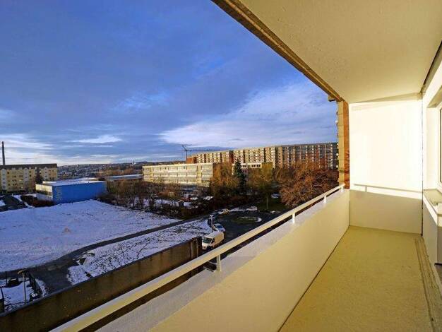 Wohnung zur Miete 437 € 4 Zimmer 90,1 m² 4. Geschoss Dr.-Karl-Gelbke-Straße 22 Chrieschwitz Plauen 08529