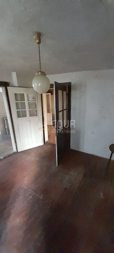 Haus zum Kauf 68.000 € 5 Zimmer 160 m² 719 m² Grundstück Mrkopalj center