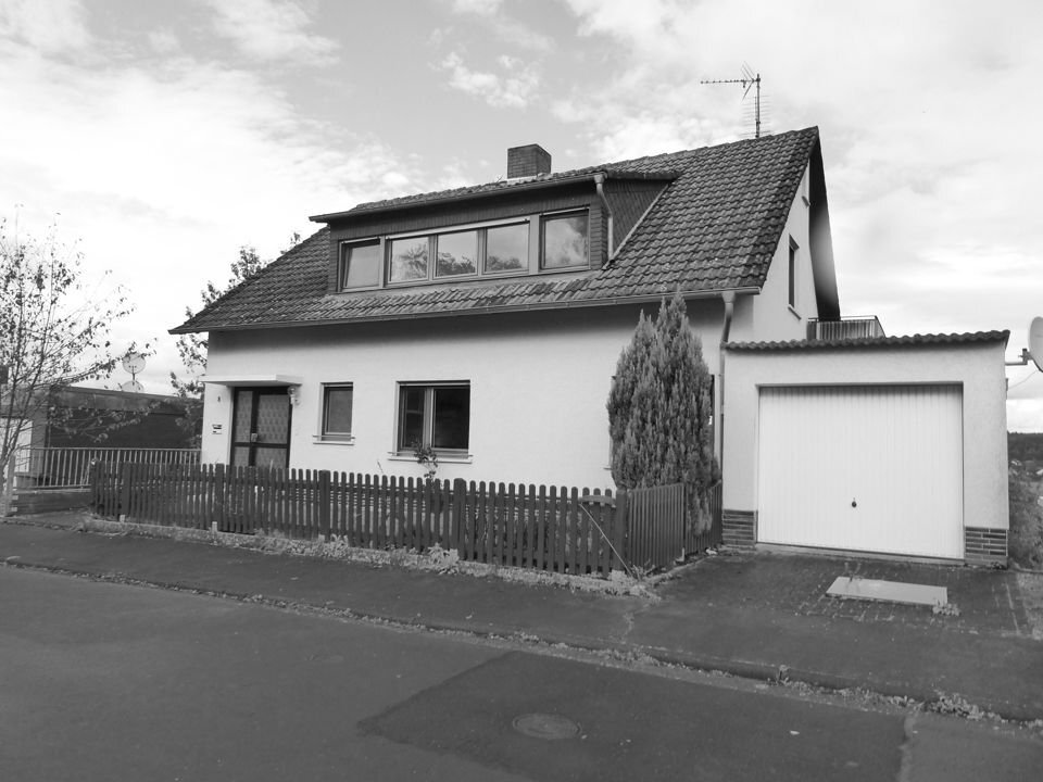 Mehrfamilienhaus zum Kauf 375.000 € 8 Zimmer 220 m²<br/>Wohnfläche 900 m²<br/>Grundstück Roth Weimar 35096