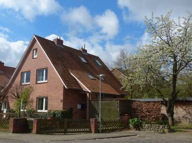 Wohnung zur Miete 875 € 4 Zimmer 90 m² 1. Geschoss frei ab 15.08.2025 Neu - Hagen Lüneburg 21337