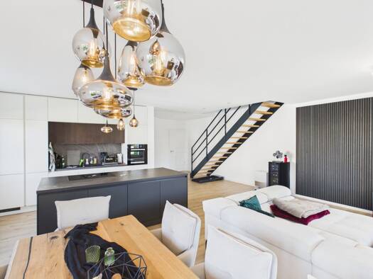 Doppelhaushälfte zum Kauf 565.000 € 4,5 Zimmer 150 m² 328 m² Grundstück Deißlingen Deißlingen 78652