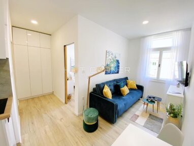 Wohnung zum Kauf 85.000 € 2 Zimmer 25 m² 2. Geschoss Stoja