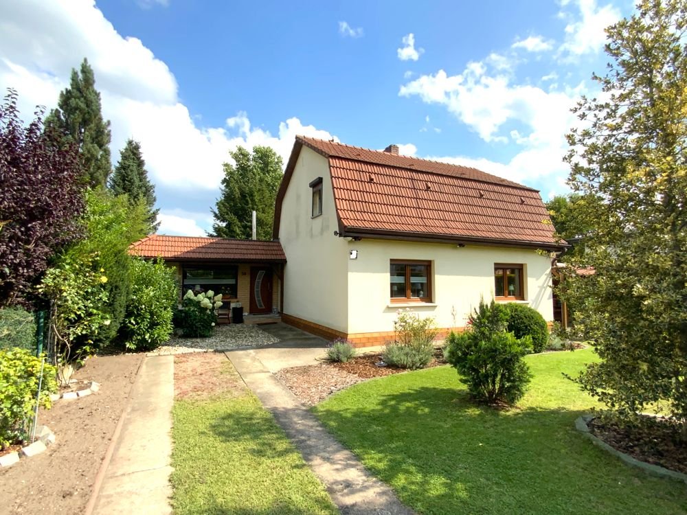 Einfamilienhaus zum Kauf 625.000 € 5 Zimmer 170 m²<br/>Wohnfläche 804 m²<br/>Grundstück Mahlsdorf Berlin / Mahlsdorf 12623