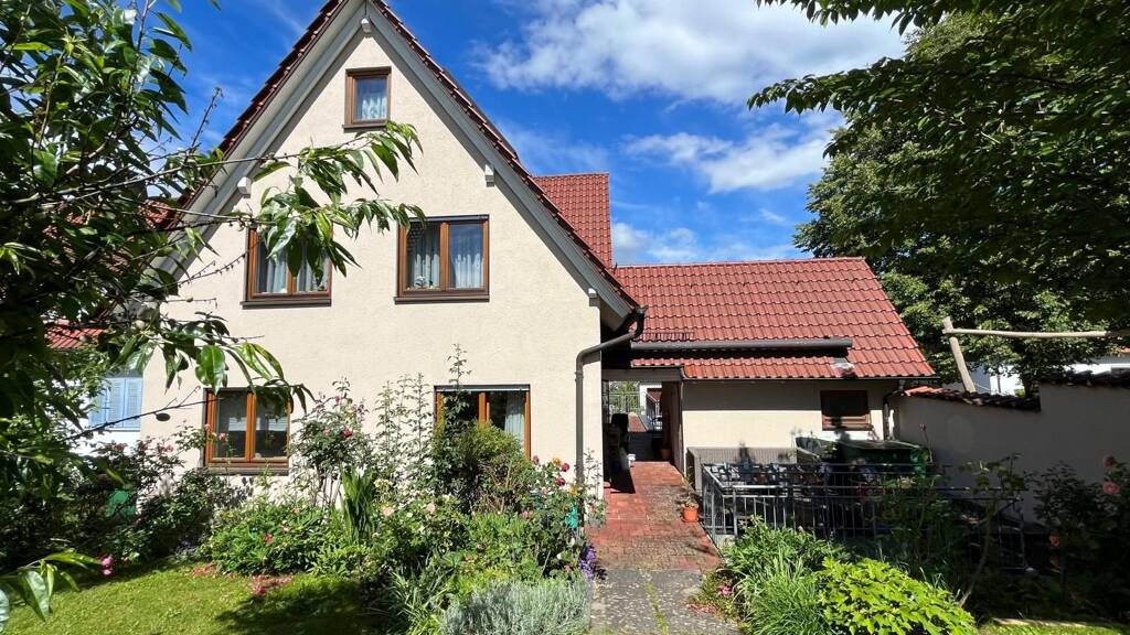 Mehrfamilienhaus zum Kauf 550.000 € 7,5 Zimmer 159 m² 402 m² Grundstück Nassachmühle Uhingen 73066