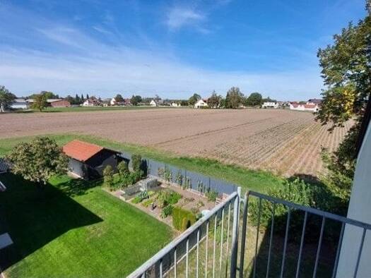 Wohnung zur Miete 1.045 € 4 Zimmer 95 m² frei ab 01.10.2026 Hauptstraße 53 c Karlskron Karlskron 85123