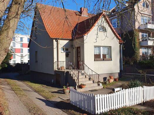 Einfamilienhaus zum Kauf 249.000 € 4 Zimmer 110 m² 463 m² Grundstück Südstadt Neubrandenburg 17033