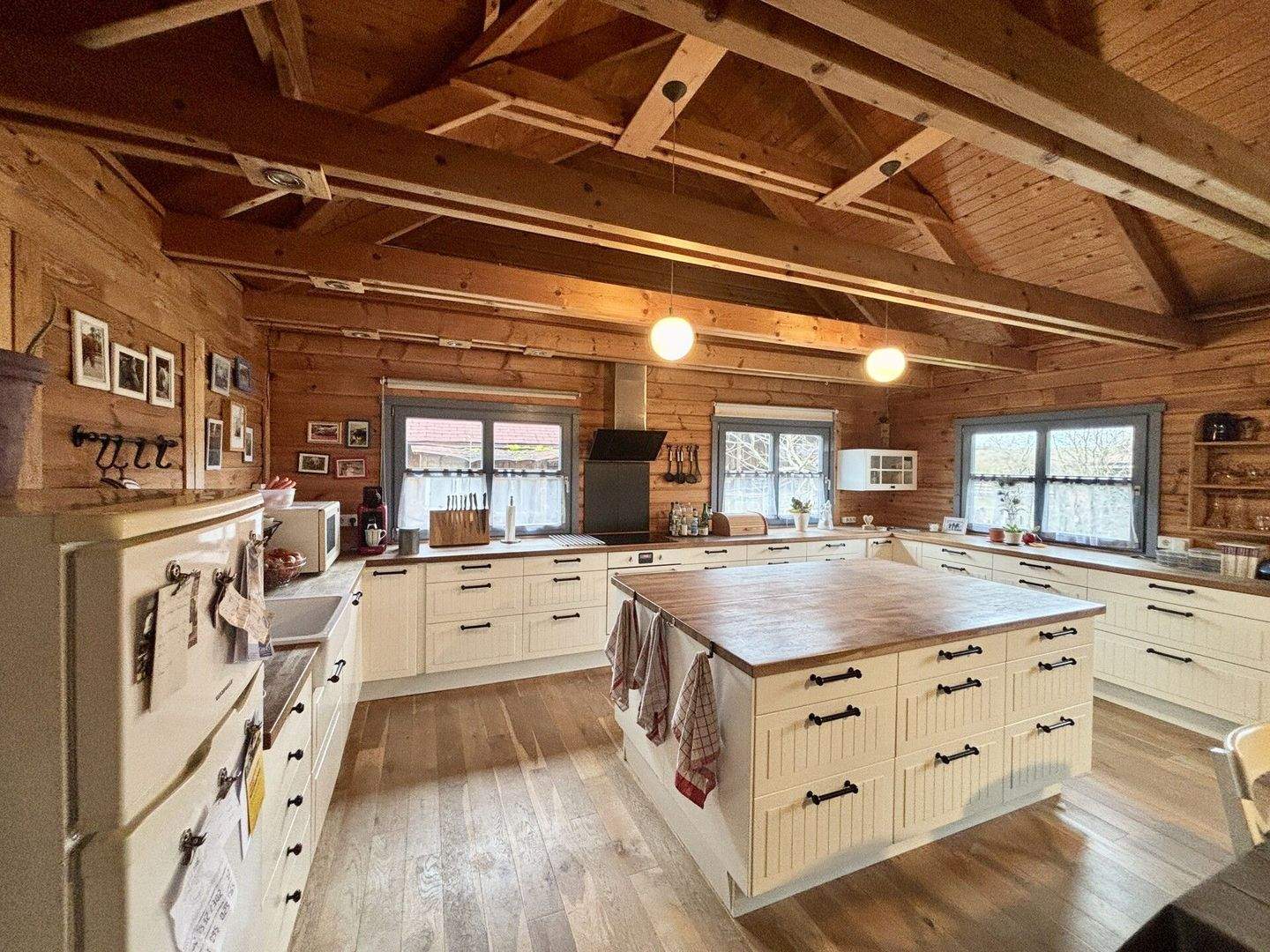 Immobilie in Kirrweiler - Ihr neues Projekt im Grünen: Aussiedlerhof mit 9,2 ha und vielfältigen Nutzungsmöglichkeiten - Bild 3