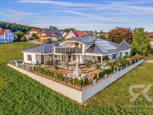 Villa zum Kauf 1.290.000 € 8 Zimmer 212 m² 773 m² Grundstück Penkhof Kümmersbruck 92245