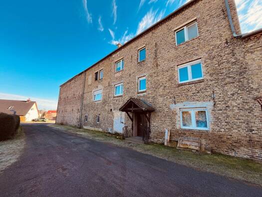 Haus zum Kauf 350.000 € 7 Zimmer 285 m² 497 m² Grundstück Brandenburg an der Havel 14776