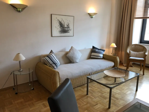 Wohnung zur Miete 500 € 2 Zimmer 62 m² frei ab sofort Kaiserstraße 33 Heilbronn 74072
