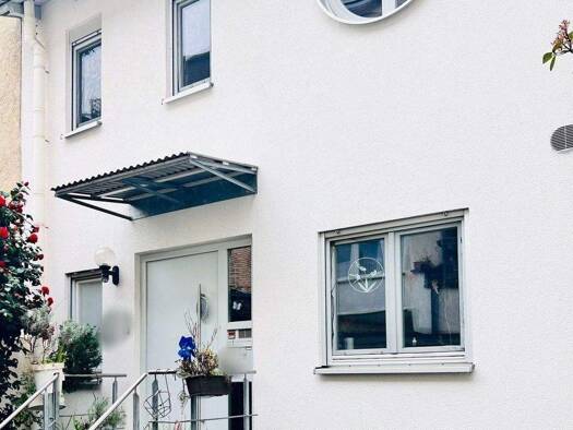 Reihenmittelhaus zum Kauf 819.000 € 5 Zimmer 133 m² 689 m² Grundstück Weststadt Karlsruhe 76135