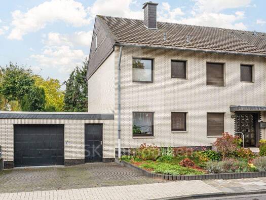 Mehrfamilienhaus zum Kauf 548.000 € 6 Zimmer 131,6 m² 473 m² Grundstück Worringen Köln 50769