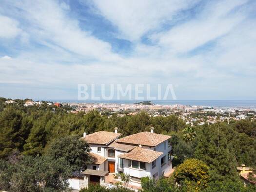 Haus zum Kauf 1.050.000 € 456 m² 1.750 m² Grundstück Dénia 03700