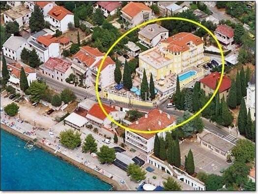 Haus zum Kauf 5.300.000 € 27 Zimmer 1.900 m² Crikvenica Crikvenica