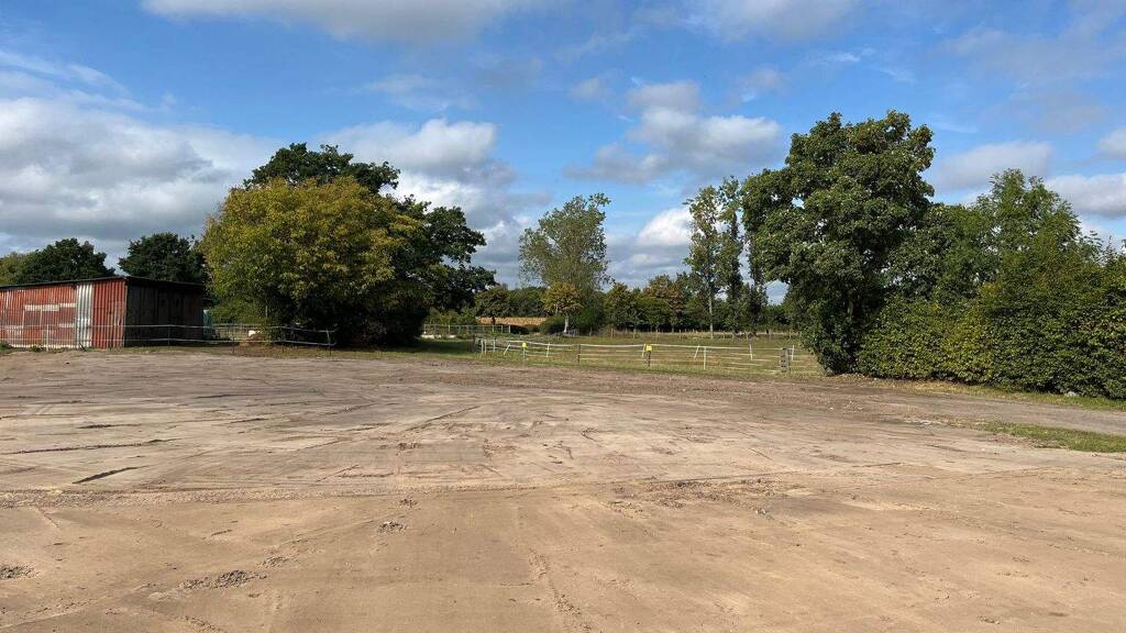 Grundstück zur Versteigerung provisionsfrei 131.200 € 800 m² Grundstück Baugenehmigung vorhanden Erichshagen Nienburg (Weser) 31582