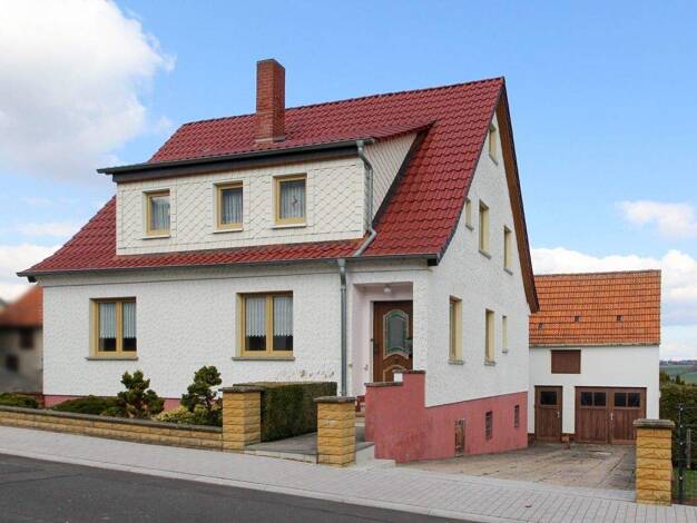 Einfamilienhaus zum Kauf 135.000 € 7 Zimmer 190 m² 732 m² Grundstück Völkershausen Vacha 36404