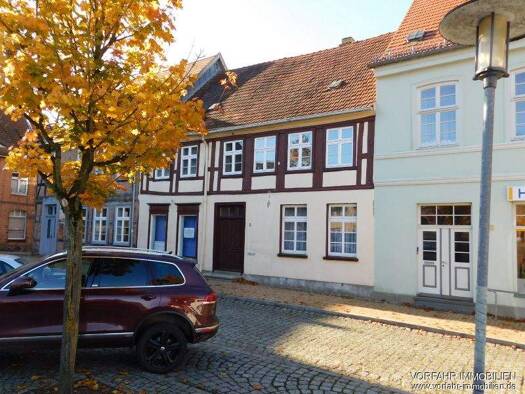 Haus zum Kauf 119.000 € 5 Zimmer 180 m² 465 m² Grundstück Crivitz 19089
