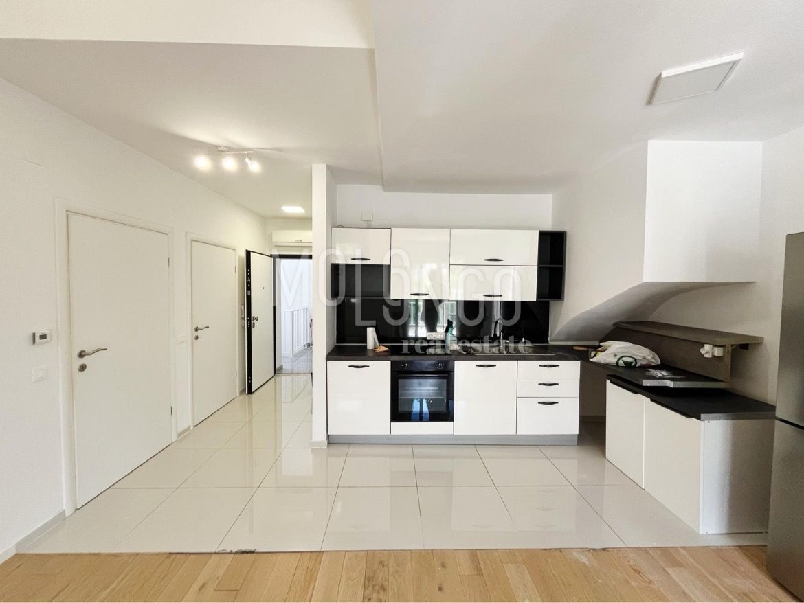 Wohnung zum Kauf 235.000 € 3 Zimmer 60 m²<br/>Wohnfläche 2.<br/>Geschoss Resetari