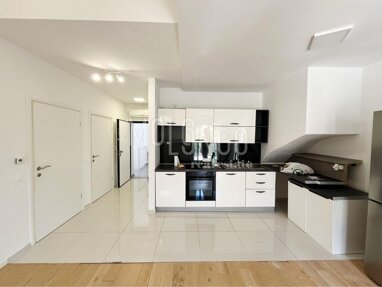 Wohnung zum Kauf 235.000 € 3 Zimmer 60 m² 2. Geschoss Resetari