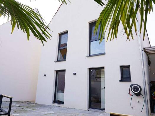 Einfamilienhaus zum Kauf 510.000 € 3,5 Zimmer 95 m² 135 m² Grundstück Rottenbauer Würzburg 97084