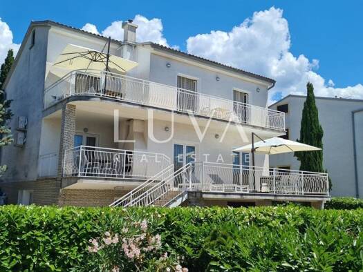 Haus zum Kauf 799.000 € 12 Zimmer 300 m² Crikvenica 0