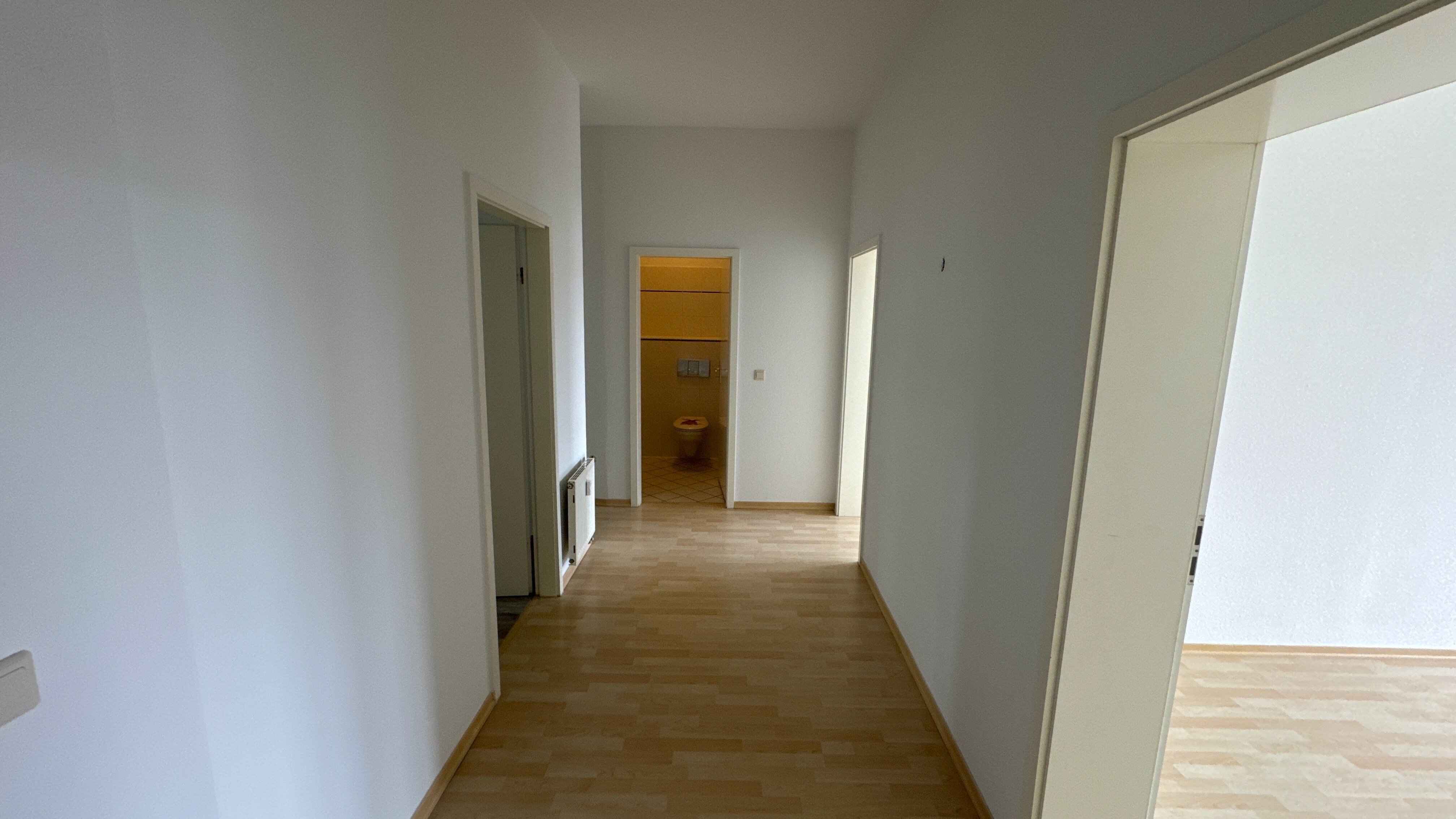 Wohnung zur Miete 402 € 3 Zimmer 73,1 m²<br/>Wohnfläche 2.<br/>Geschoss ab sofort<br/>Verfügbarkeit Winklerstraße 36 Schloßchemnitz 024 Chemnitz 09113