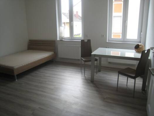 WG-Zimmer zur Miete 500 € 19 m² 1. Geschoss frei ab sofort Auf der Beun 7 a Griesheim West 65933