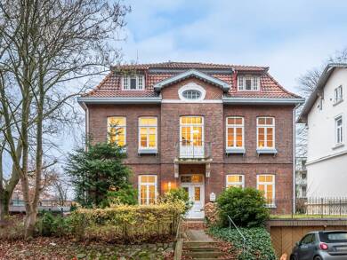 Mehrfamilienhaus zum Kauf 749.000 € 9 Zimmer 270 m² 707 m² Grundstück Wahlbezirk 002 Pinneberg 25421