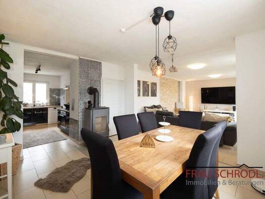 Einfamilienhaus zum Kauf 499.000 € 7 Zimmer 209,4 m² 672 m² Grundstück Zoznegg Mühlingen / Zoznegg 78357