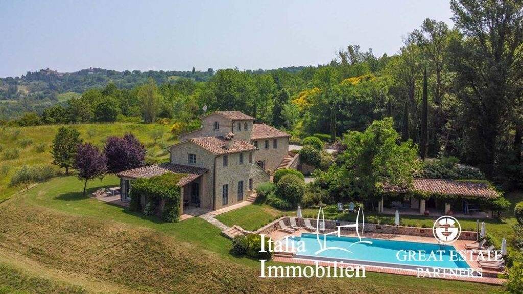 Bauernhaus zum Kauf 1.590.000 € 15 Zimmer 407 m² 92.430 m² Grundstück Montone 06014